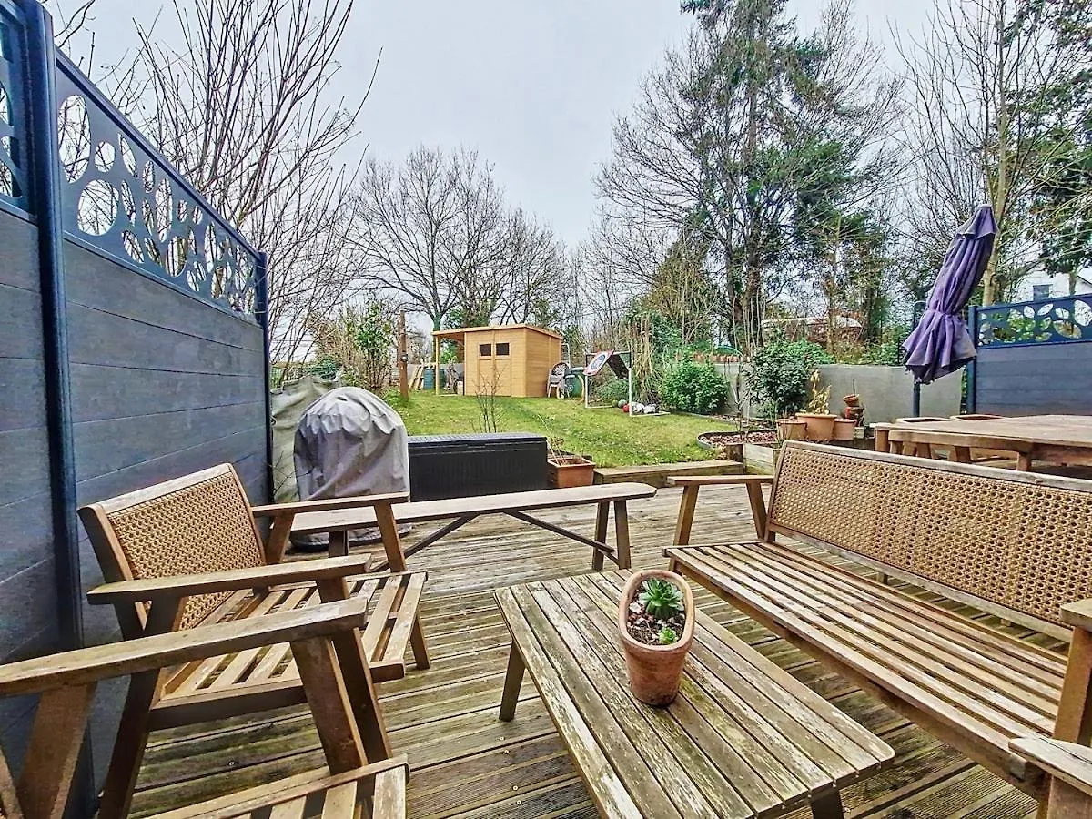 Holiday home Maison Avec Jacuzzi Saint-Erblon France